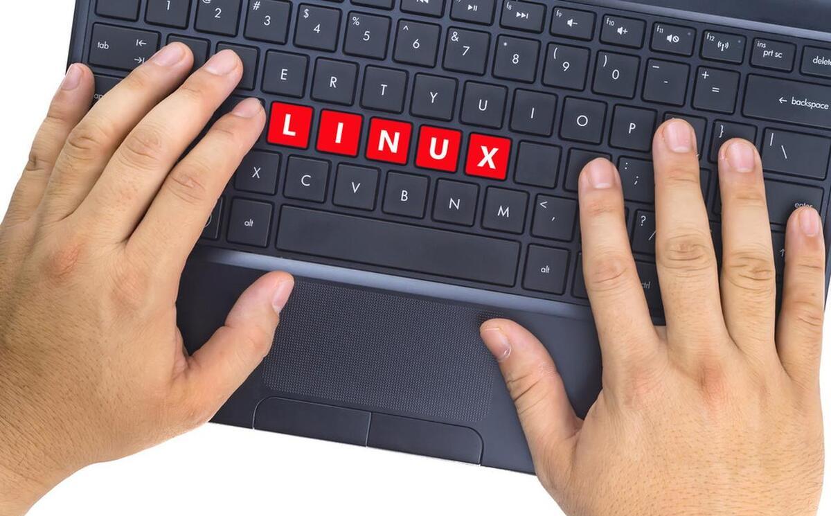 Linux更新软件包的命令是什么？